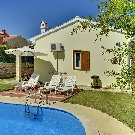 In With Private Pool Σπίτι διακοπών