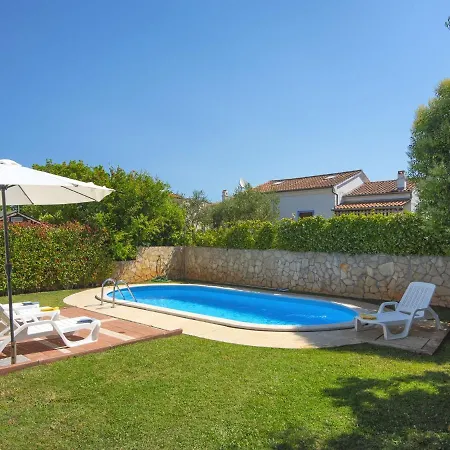 In With Private Pool * Banjole