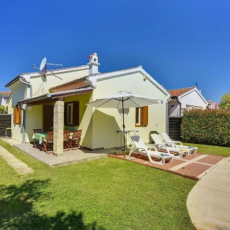 Σπίτι διακοπών In With Private Pool *